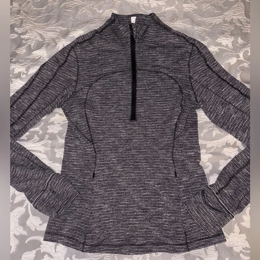 Lululemon Run Briskly Heather Gray Running Pullover Size 6